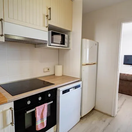 Sea Balcony By Hello Homes Apartament *